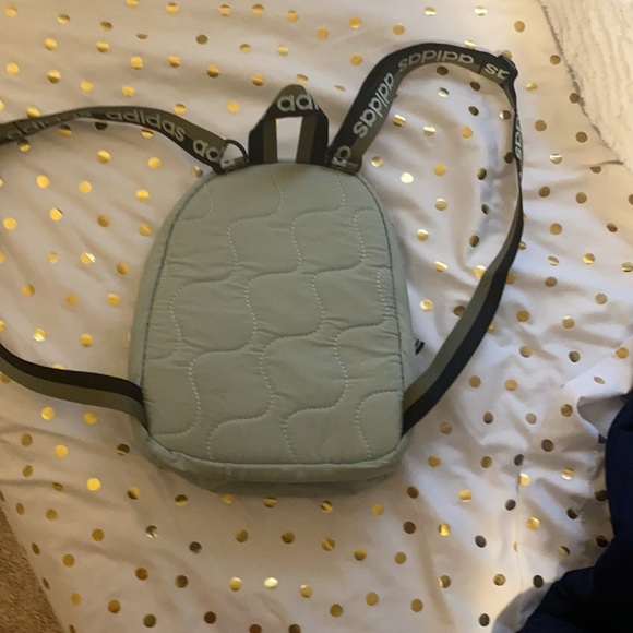 Mini adidas back pack - Picture 2 of 4
